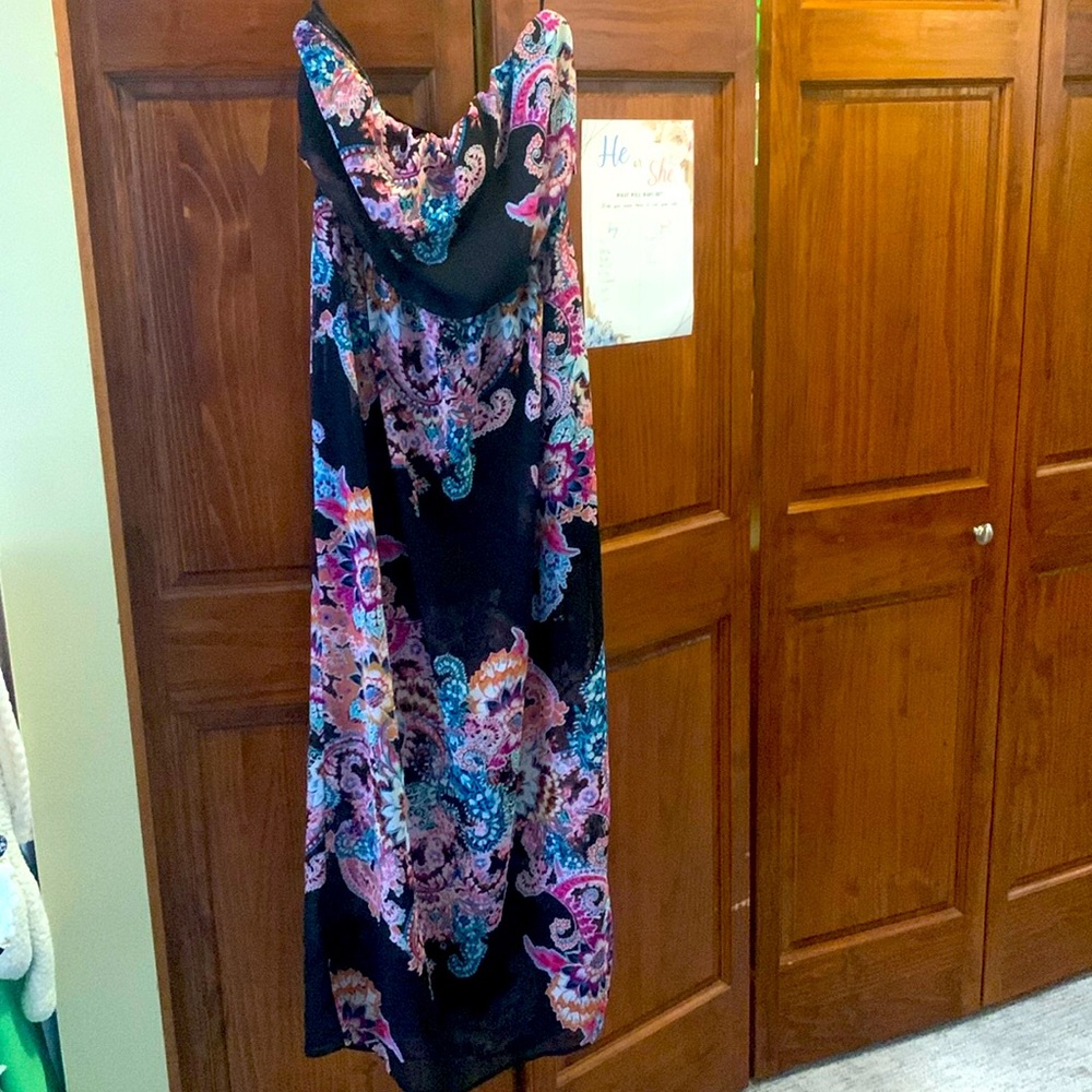 Sleeveless dress